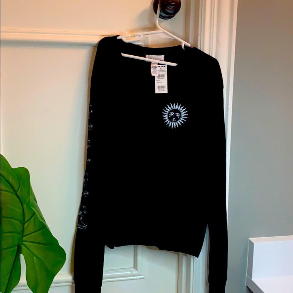 long sleave tee xs